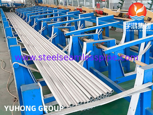 ASTM A213 TP304L Tubo per scambiatori di calore senza saldature in acciaio inossidabile resistente alla corrosione