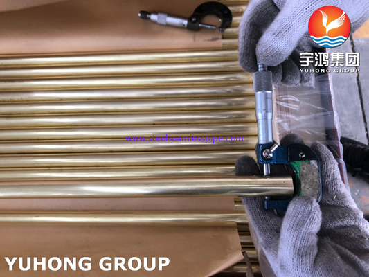 ASTM B111 C44300 / DIN CuZn28Sn1 Tubo senza cuciture in ottone per scambiatori di calore
