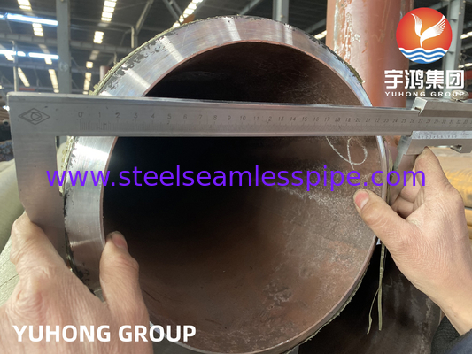 Tubo senza saldatura in acciaio legato ASTM A335 P5 P9 P11 P12 P21 P22 P91 Per l'industria petrolchimica