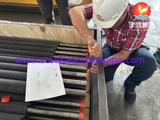 ASME SA213 T22 Alloy Steel HFW Serrated Finned Tubes For Refineries Projects