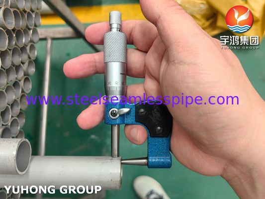 ASME SA213 TP304 S30400 Tubo Senza Saldatura in Acciaio Inossidabile per Caldaia