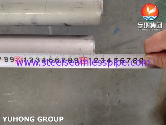 ASTM A312 TP321 Tubo senza cuciture in acciaio inossidabile brillante ricoperto per industria petrolifera