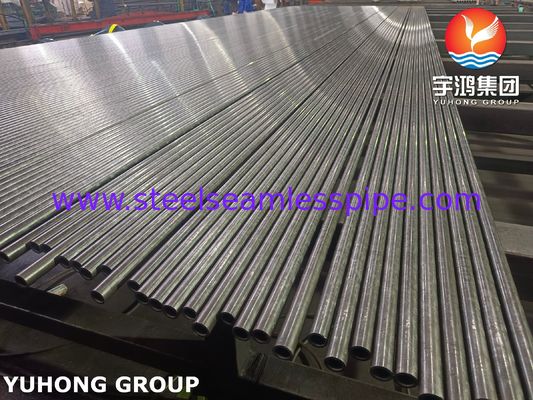 Tubo senza saldatura in acciaio legato ASTM A213 T5 per scambiatori di calore ad alta temperatura