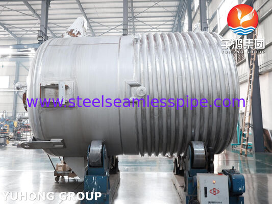 Vasca reattore giacchettata certificata ASME U Stamp in acciaio al carbonio SA516 Gr.70 con agitatore per miscelazione