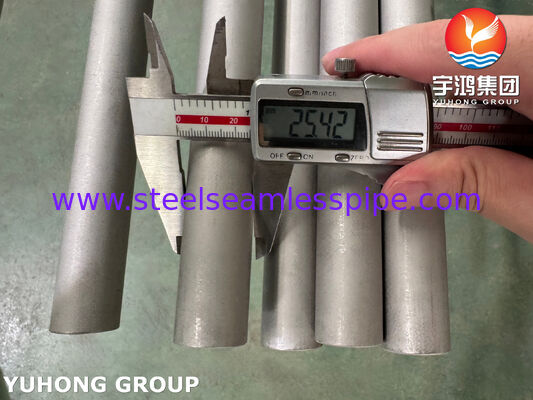 ASME SB163 N08825 Tubo in lega di nichel senza saldatura per scambiatori di calore