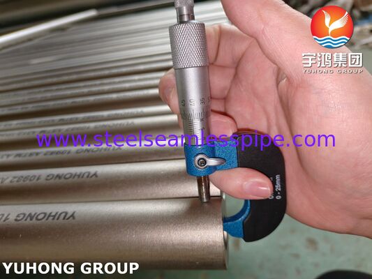 ASTM A312 TP304 / UNS S30400 Barra vuota in acciaio inossidabile senza saldatura per l'industria chimica