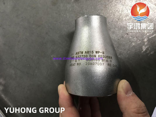 ASTM A815 UNS S32750 Super duplex tubo di acciaio montato riduttore concentrico
