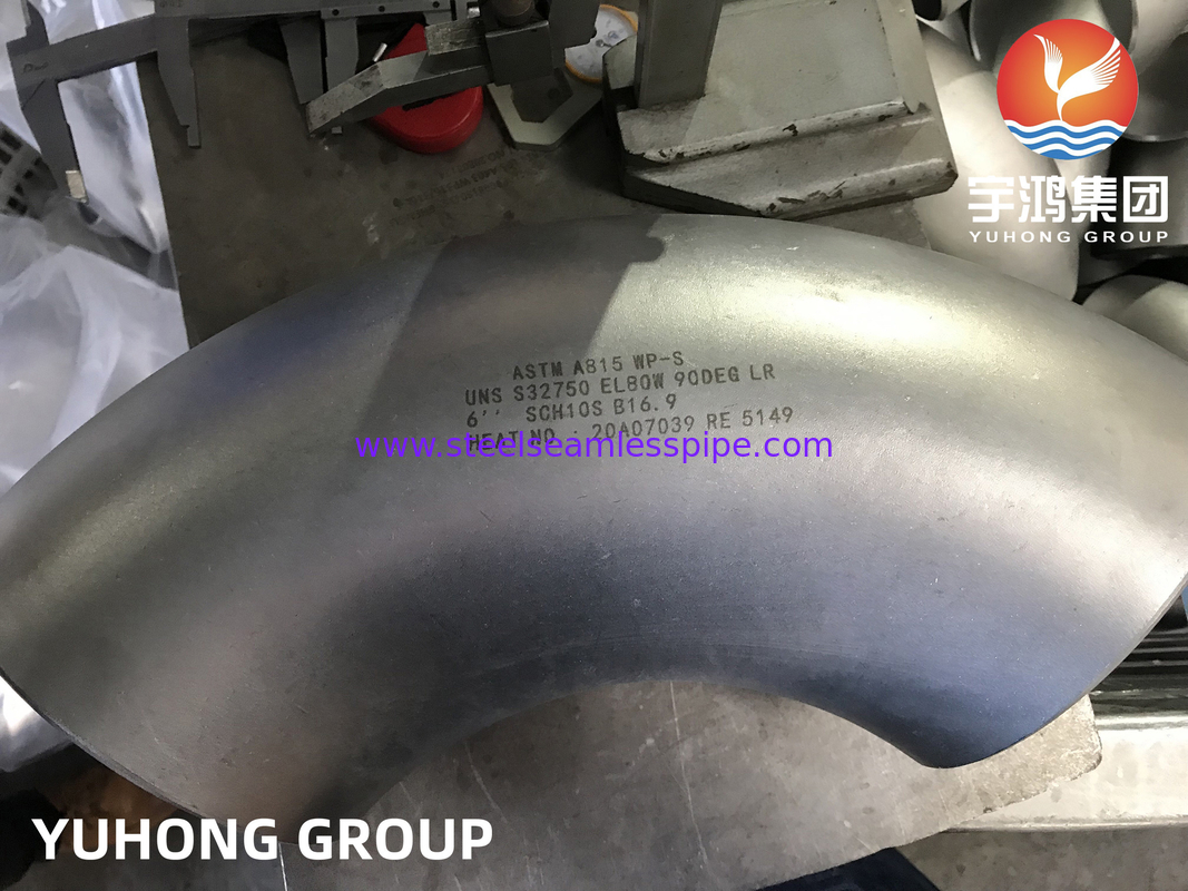 Gli accessori per tubi d'acciaio duplex eccellenti sgomitano 90 il ramo del gas di olio di grado ASTM A815 UNS S31803