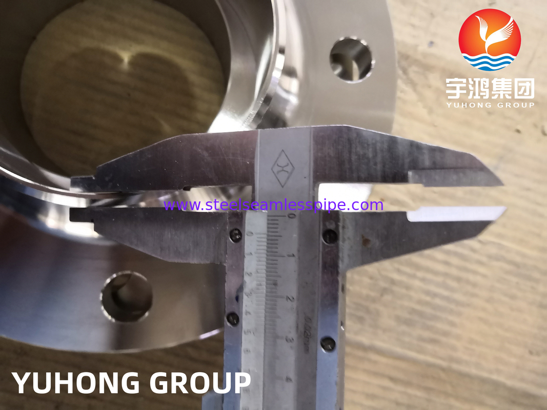 EN 1092-1 TYPE11 1.4404 Faccia soldabile sollevata Collo flange Forza superiore Alta durata